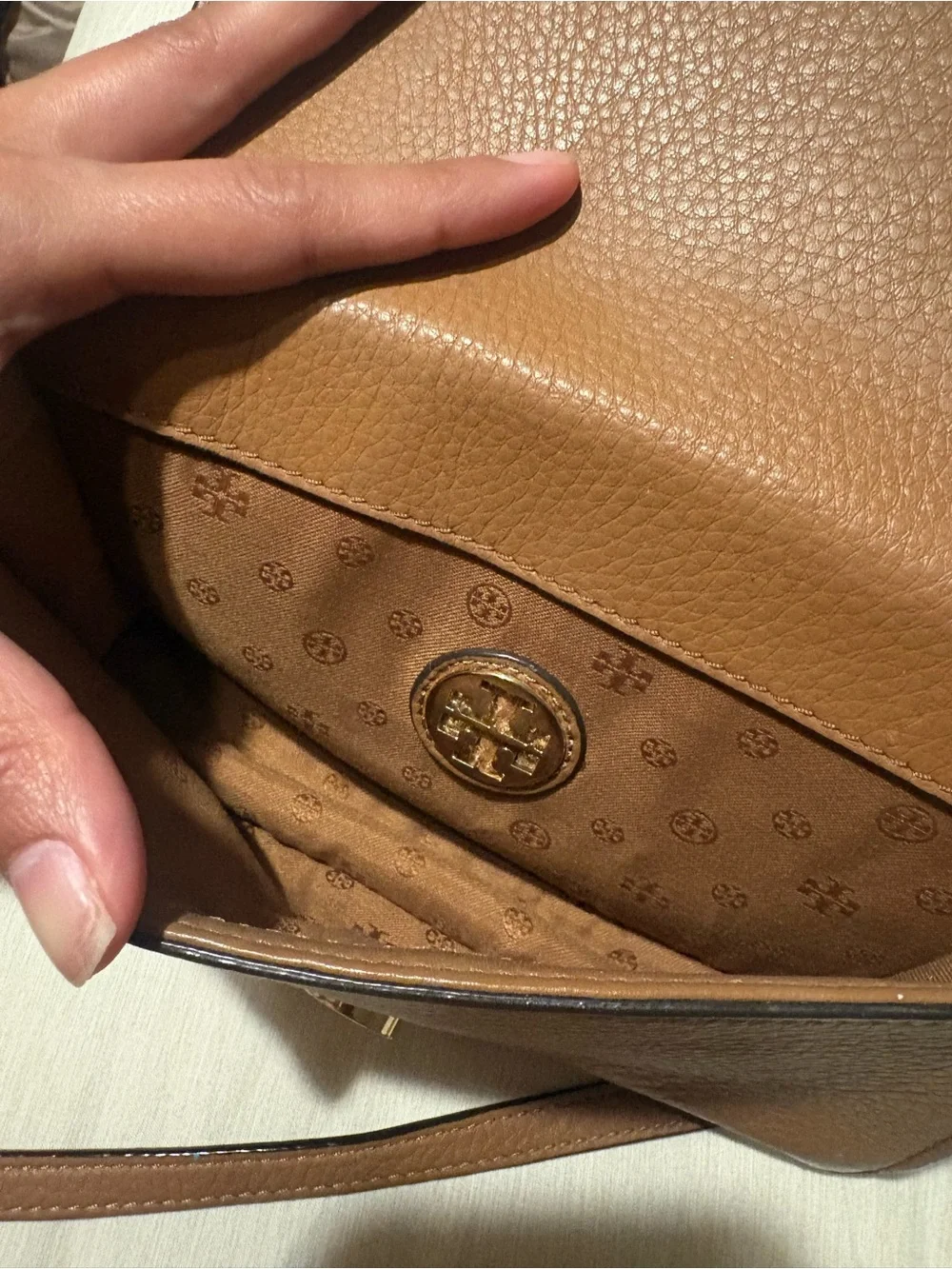 Leather Crossbody Shoulder Bag - Brown